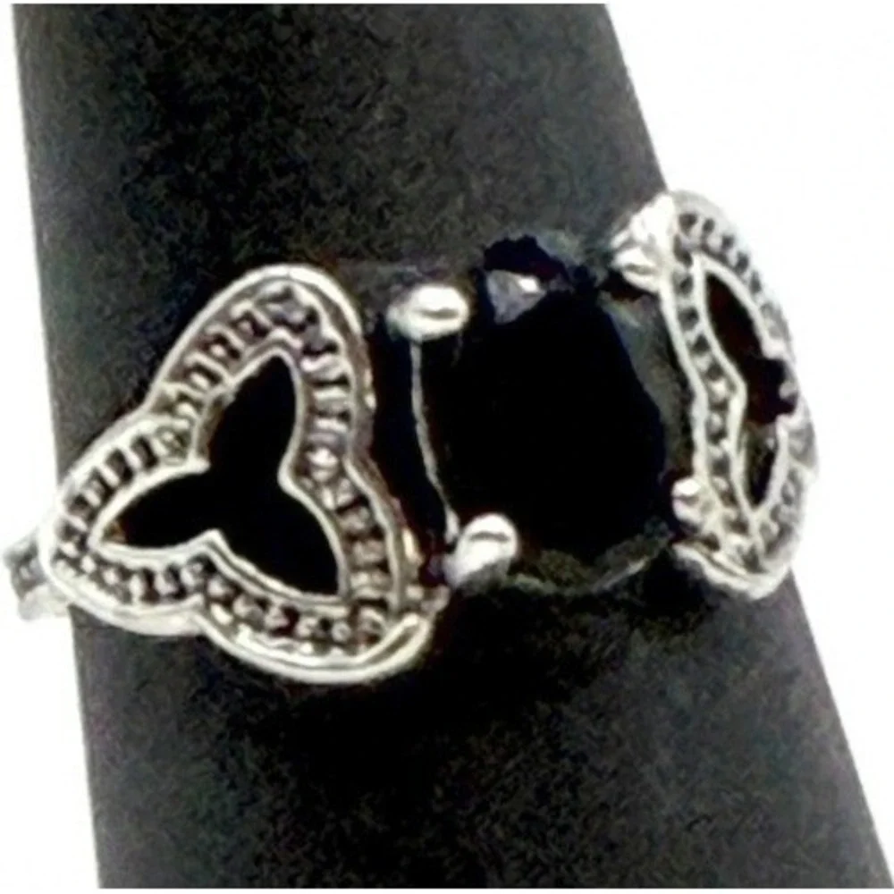 Source Unknown brand new